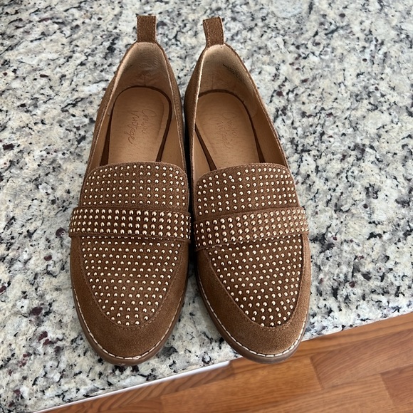 Suede loafers. - Picture 2 of 8